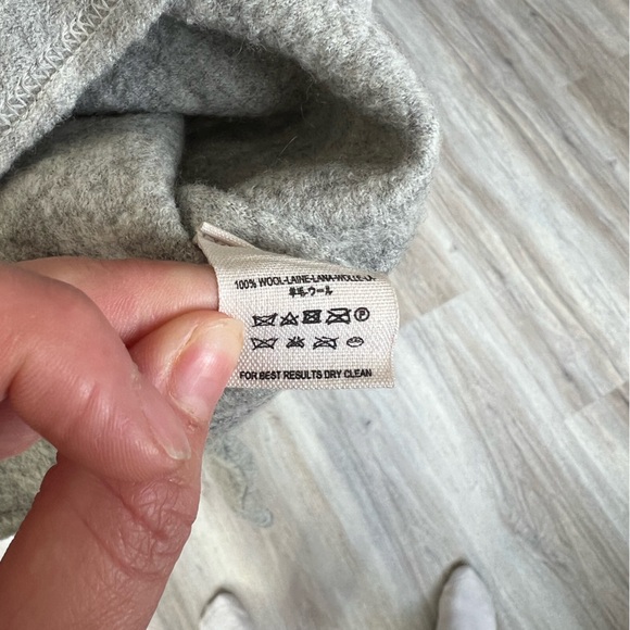 Free People Oversized Sweater - Picture 6 of 9